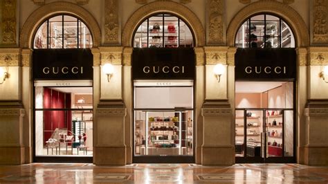 gucci italia shop online|gucci official online shop.